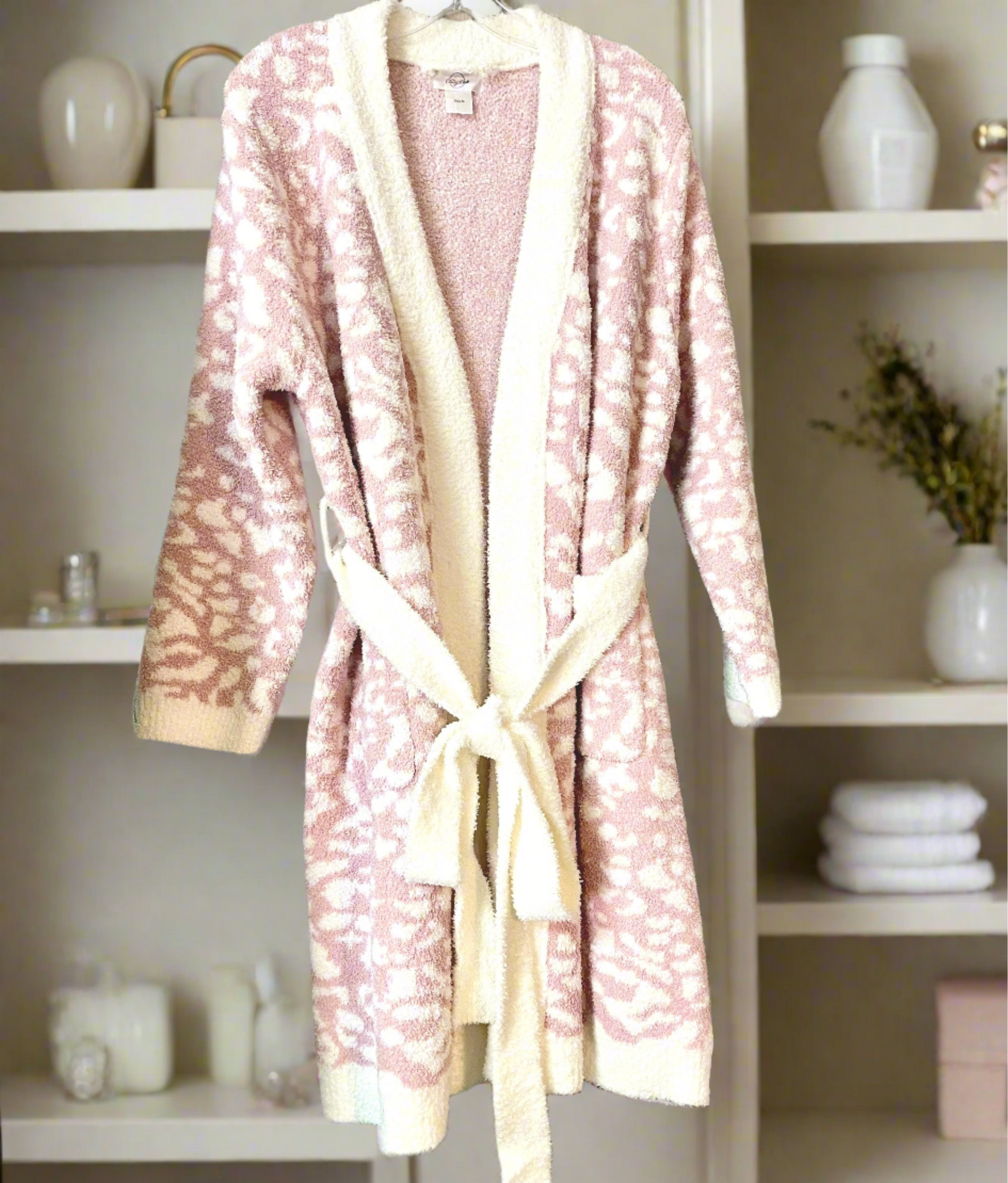 Pink Leopard Chenille Robe - Moniluxx Boutique
