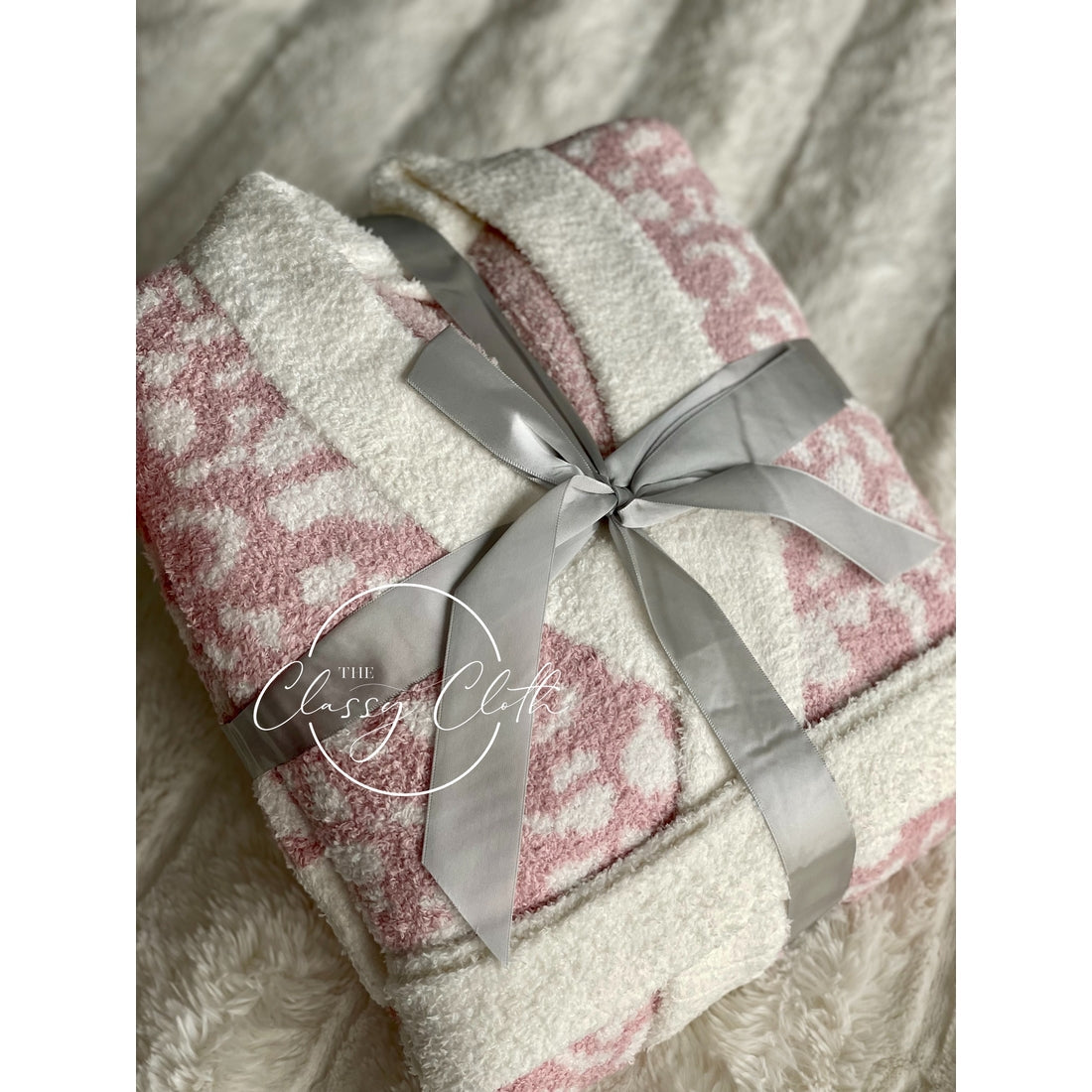 Pink Leopard Chenille Robe - Moniluxx Boutique