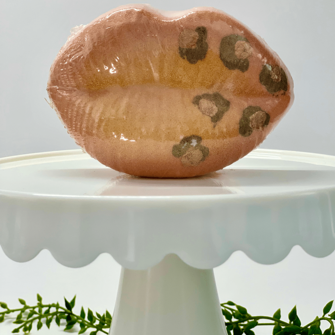 Cheetah Lip Bath Bombs - Moniluxxboutique